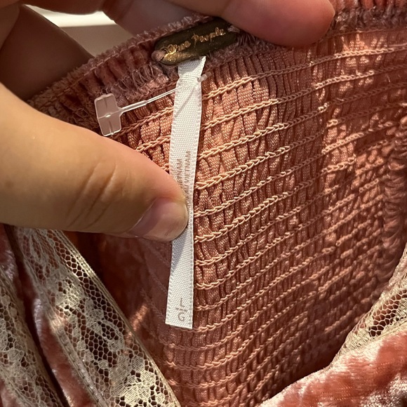 Free people NWT velvet crop top - Picture 5 of 7